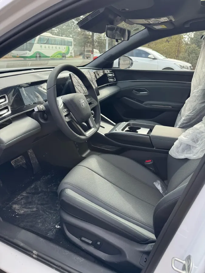 2026 BYD QinL 1.5L 101HP L4 E-CVT PHEV,autocango,china used car exporter,china ev exporter,chinese used car exporter,chinese used ev exporter