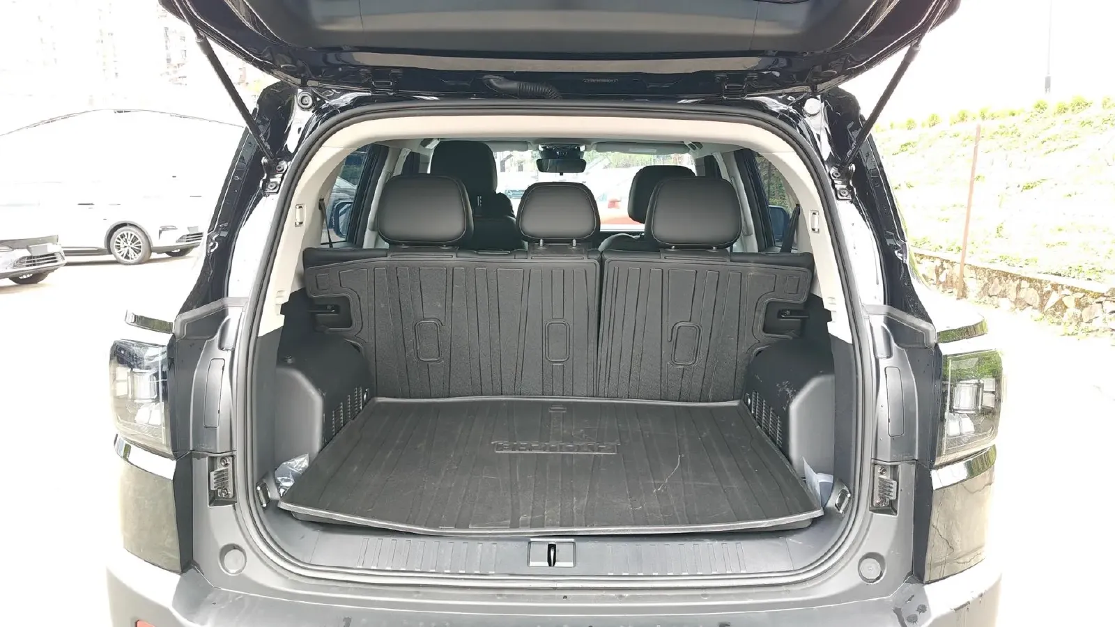 2026 Jetour Freeman 1.5T 184HP L4 7DCT,autocango,china used car exporter,china ev exporter,chinese used car exporter,chinese used ev exporter