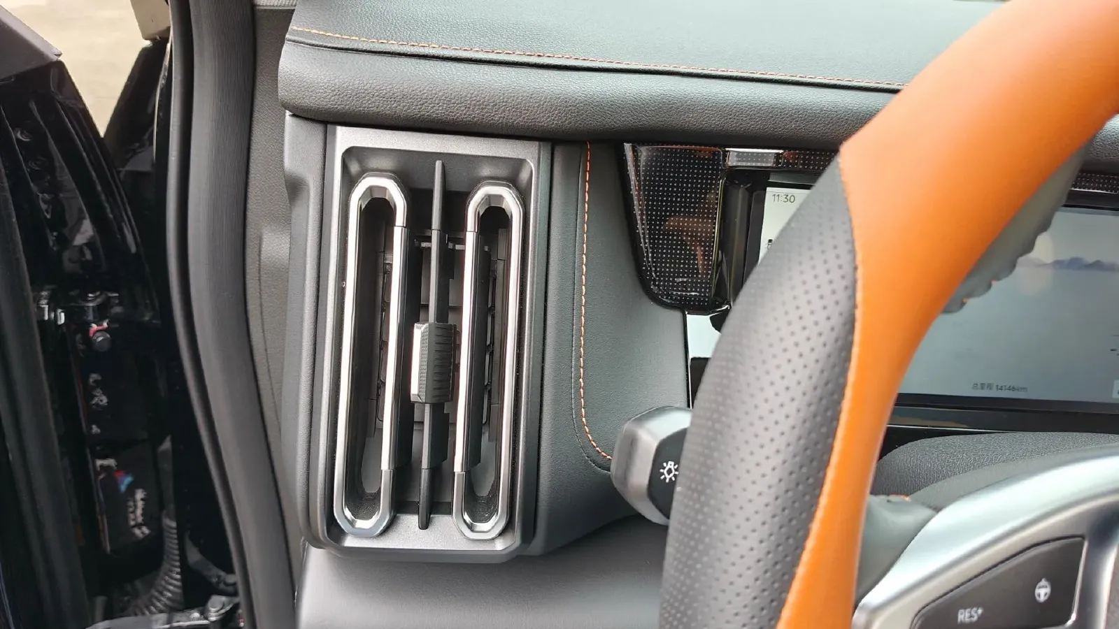 2026 Jetour Freeman 1.5T 184HP L4 7DCT,autocango,china used car exporter,china ev exporter,chinese used car exporter,chinese used ev exporter