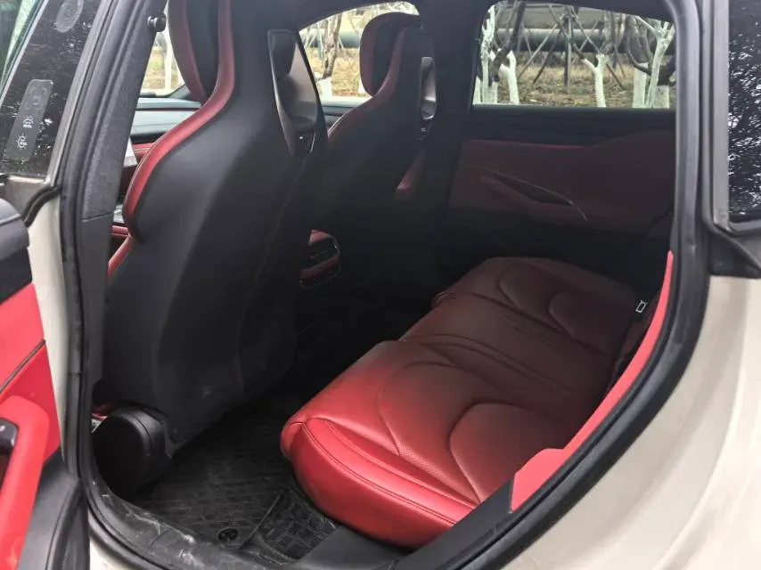 2024 MI SU7 BEV 73.6KWH,autocango,china used car exporter,china ev exporter,chinese used car exporter,chinese used ev exporter