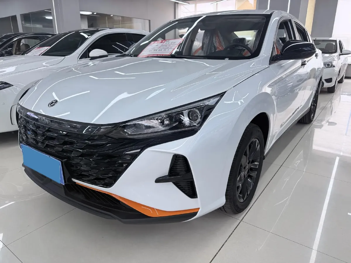 2025 DongFeng Aeolus YiXuan 1.5L 125HP L4 6DCT,autocango,china used car exporter,china ev exporter,chinese used car exporter,chinese used ev exporter