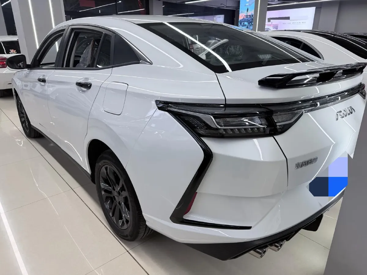2025 DongFeng Aeolus YiXuan 1.5L 125HP L4 6DCT,autocango,china used car exporter,china ev exporter,chinese used car exporter,chinese used ev exporter