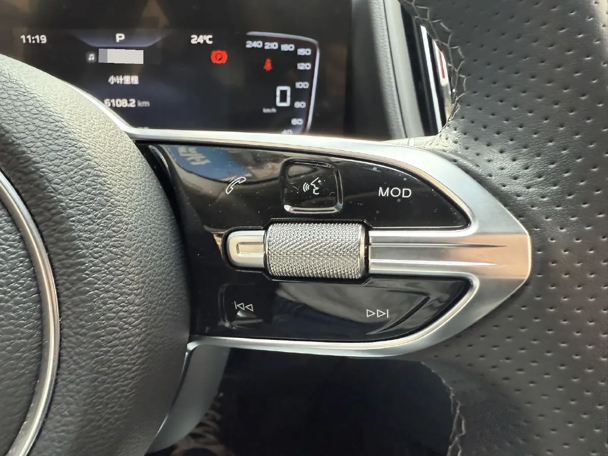 2024 HongQi HS3 1.5T 169HP L4 7DCT,autocango,china used car exporter,china ev exporter,chinese used car exporter,chinese used ev exporter