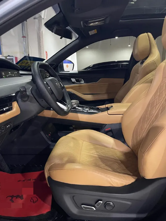 2021 ChangAn UNI-K 2.0T 233HP L4 8AT,autocango,china used car exporter,china ev exporter,chinese used car exporter,chinese used ev exporter