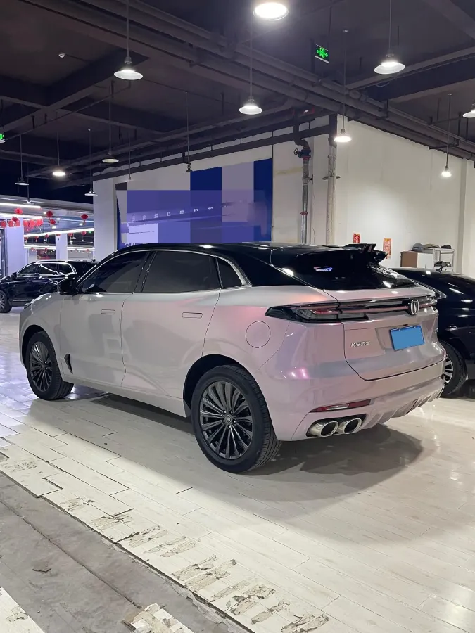 2021 ChangAn UNI-K 2.0T 233HP L4 8AT,autocango,china used car exporter,china ev exporter,chinese used car exporter,chinese used ev exporter