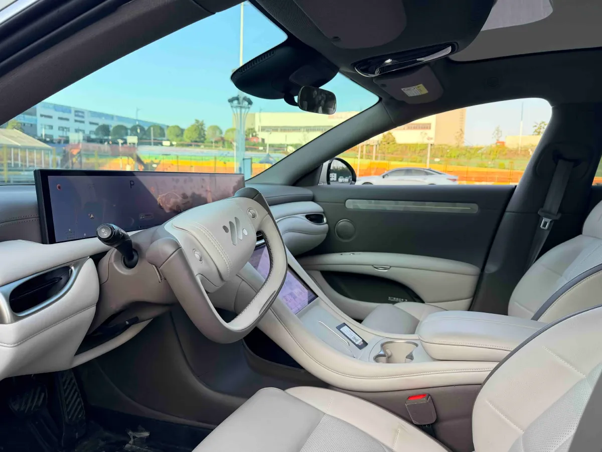 2025 IM L6 BEV,autocango,china used car exporter,china ev exporter,chinese used car exporter,chinese used ev exporter