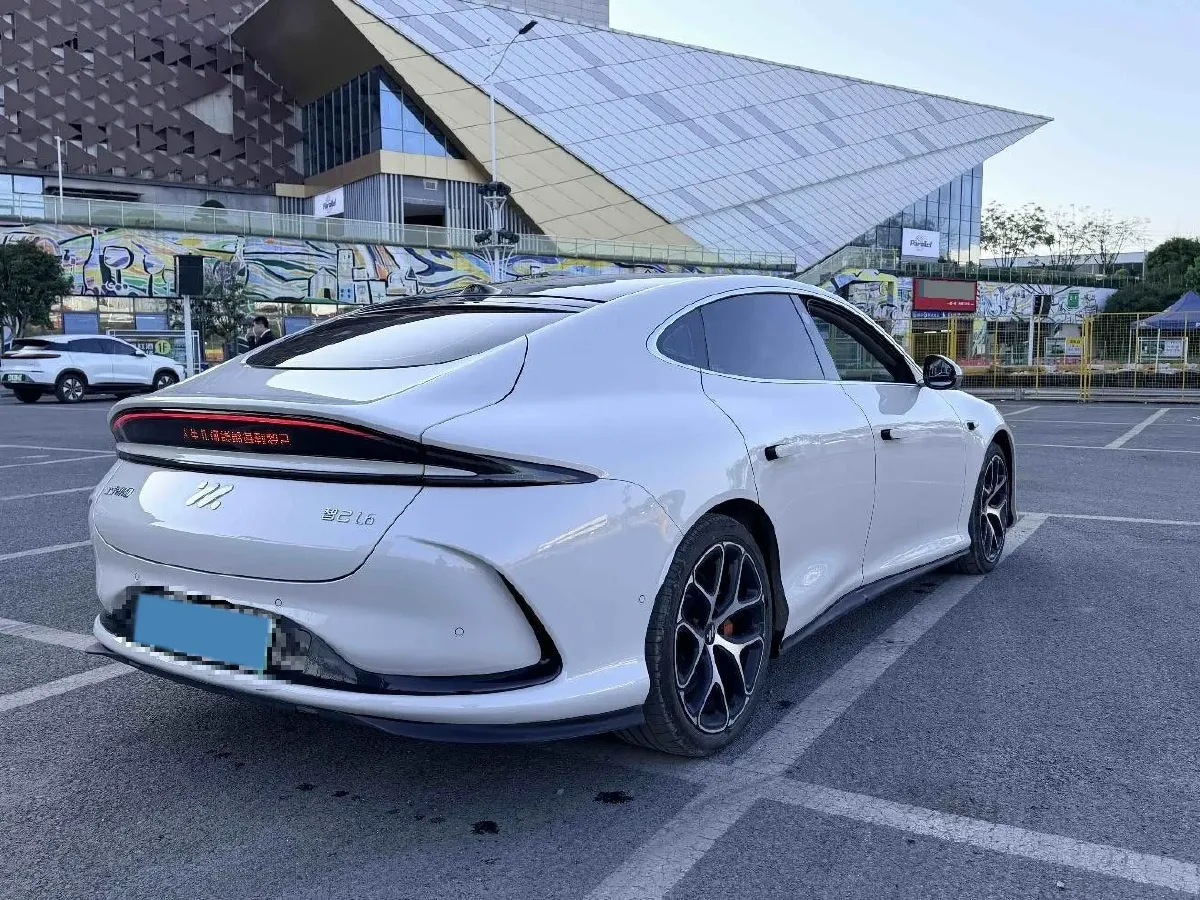 2025 IM L6 BEV,autocango,china used car exporter,china ev exporter,chinese used car exporter,chinese used ev exporter