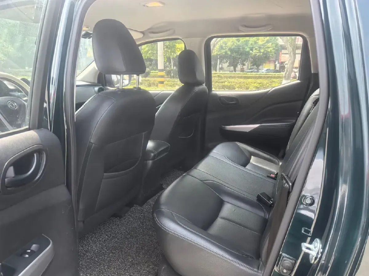 2019 Dongfeng RuiQi 6 2.5T 140HP L4 5MT,autocango,china used car exporter,china ev exporter,chinese used car exporter,chinese used ev exporter