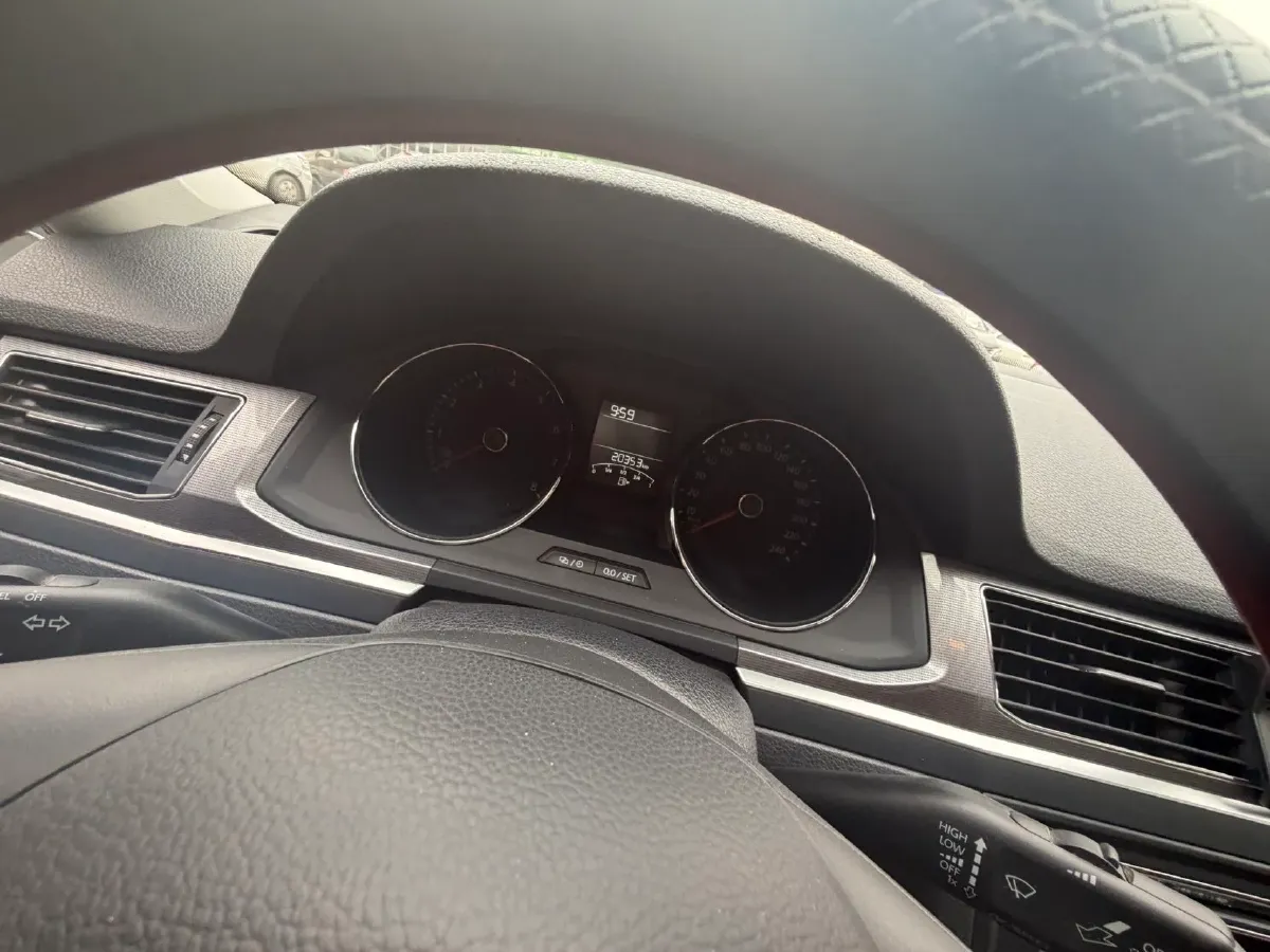 2019 Volkswagen Bora 1.5L 112HP L4 5MT,autocango,china used car exporter,china ev exporter,chinese used car exporter,chinese used ev exporter