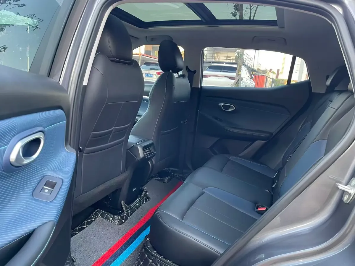 2023 GAC Trumpchi GS3 1.5T 177HP L4 7DCT,autocango,china used car exporter,china ev exporter,chinese used car exporter,chinese used ev exporter