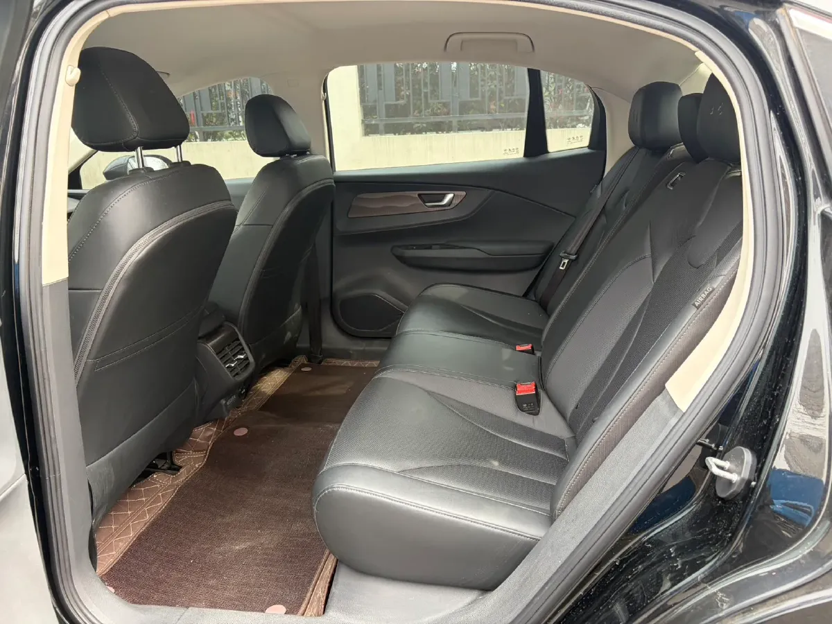 2023 HongQi E-QM5 BEV 54KWH,autocango,china used car exporter,china ev exporter,chinese used car exporter,chinese used ev exporter