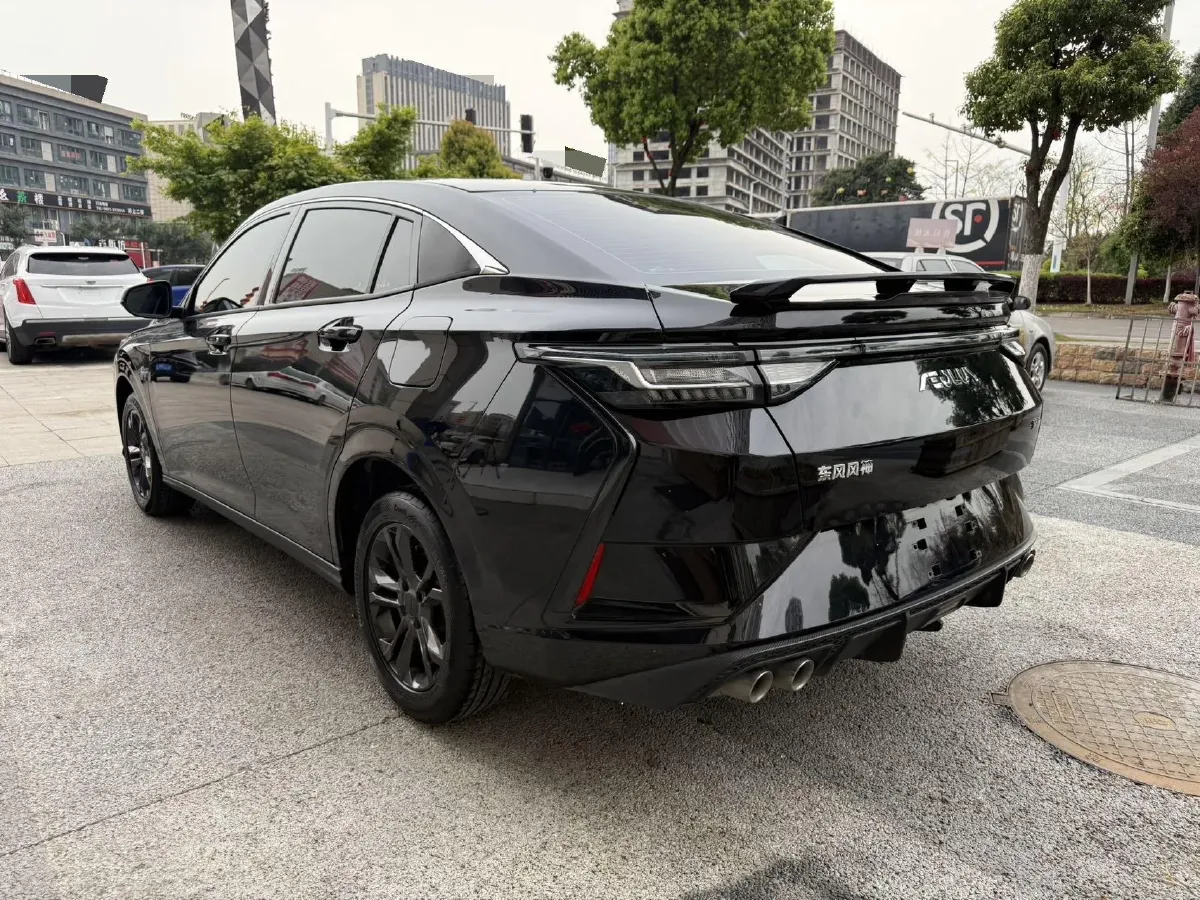 2023 DongFeng Aeolus YiXuan 1.5T 197HP L4 6DCT,autocango,china used car exporter,china ev exporter,chinese used car exporter,chinese used ev exporter