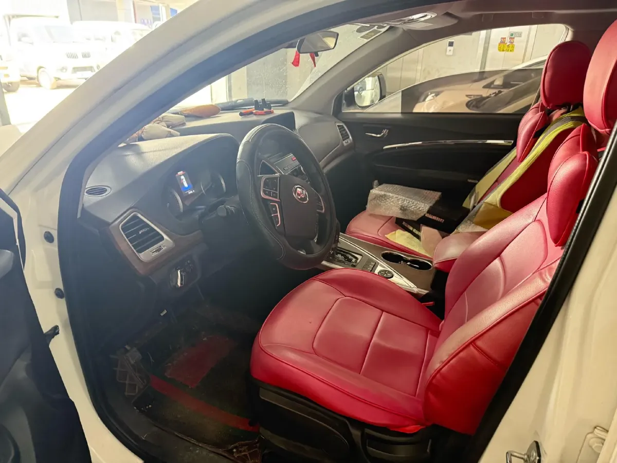 2017 LiFan X80 2.0T 192HP L4 6AT,autocango,china used car exporter,china ev exporter,chinese used car exporter,chinese used ev exporter