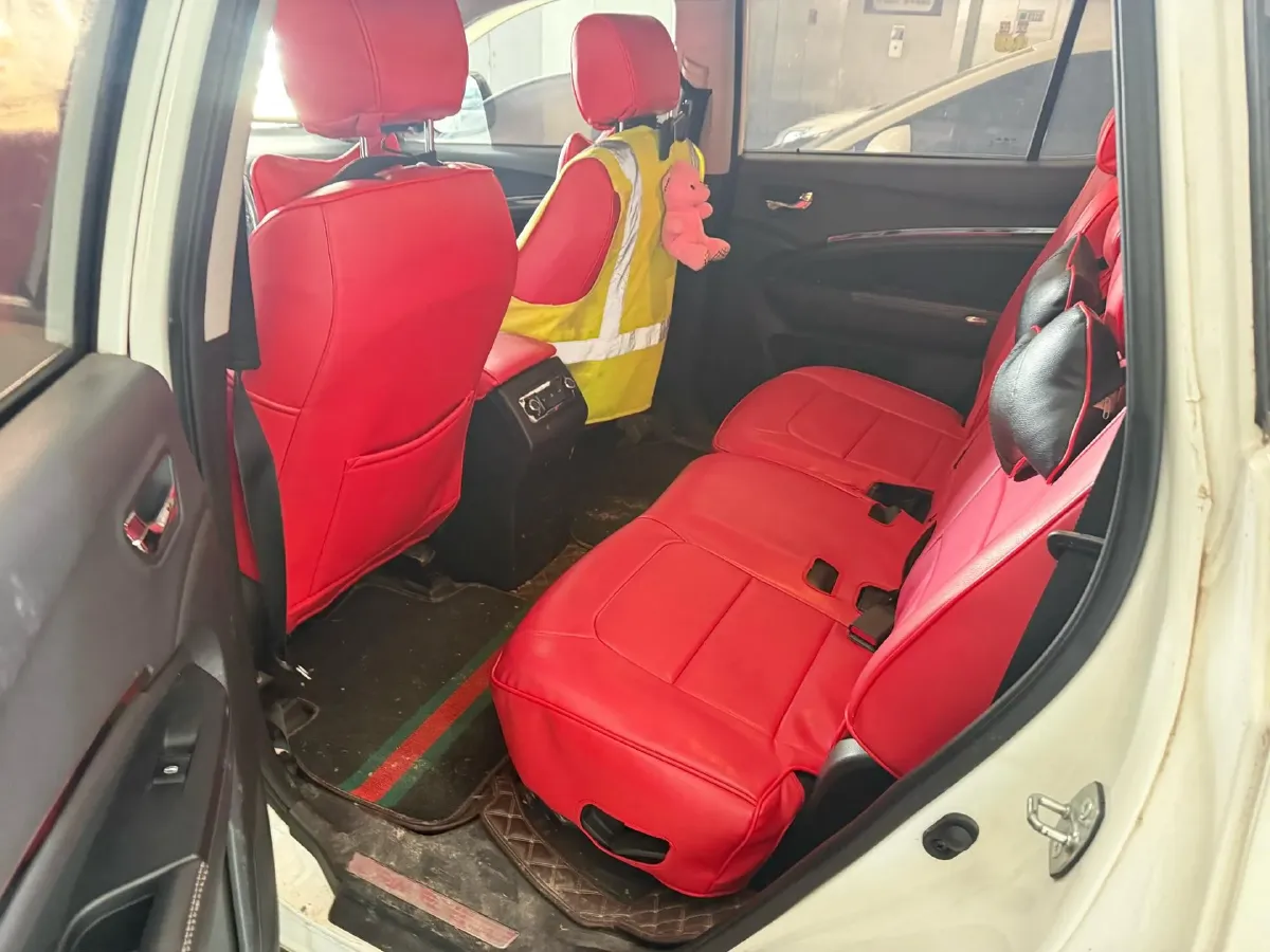 2017 LiFan X80 2.0T 192HP L4 6AT,autocango,china used car exporter,china ev exporter,chinese used car exporter,chinese used ev exporter