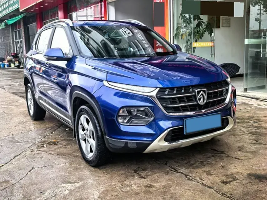 2017 BaoJun 310W 1.5L 105HP L4 6MT,autocango,china used car exporter,china ev exporter,chinese used car exporter,chinese used ev exporter