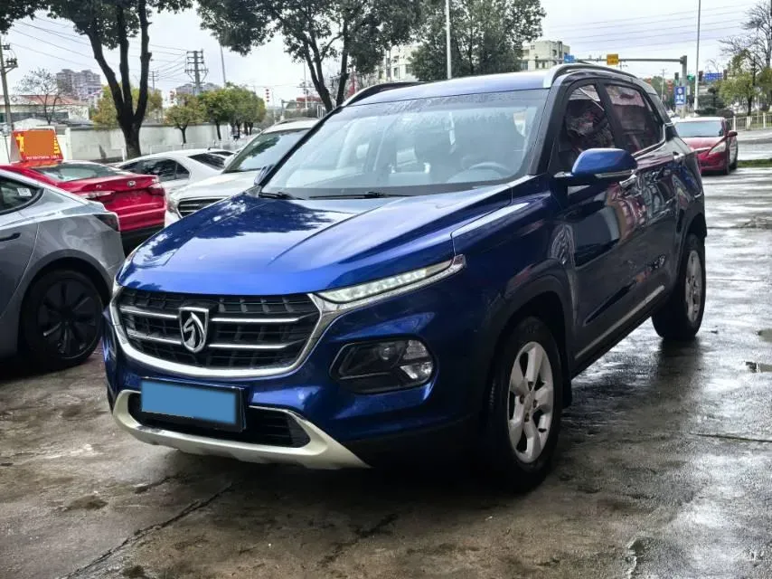 2017 BaoJun 310W 1.5L 105HP L4 6MT,autocango,china used car exporter,china ev exporter,chinese used car exporter,chinese used ev exporter