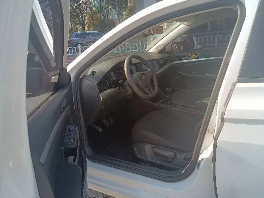 2020 Volkswagen Bora 1.5L 113HP L4 5MT,autocango,china used car exporter,china ev exporter,chinese used car exporter,chinese used ev exporter