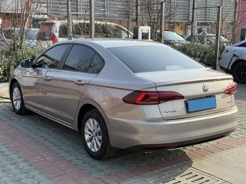 2019 Bestune T77 1.2T 143HP L4 7DCT,autocango,china used car exporter,china ev exporter,chinese used car exporter,chinese used ev exporter