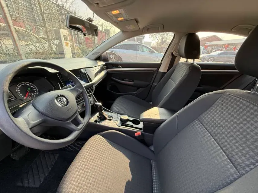 2019 Bestune T77 1.2T 143HP L4 7DCT,autocango,china used car exporter,china ev exporter,chinese used car exporter,chinese used ev exporter