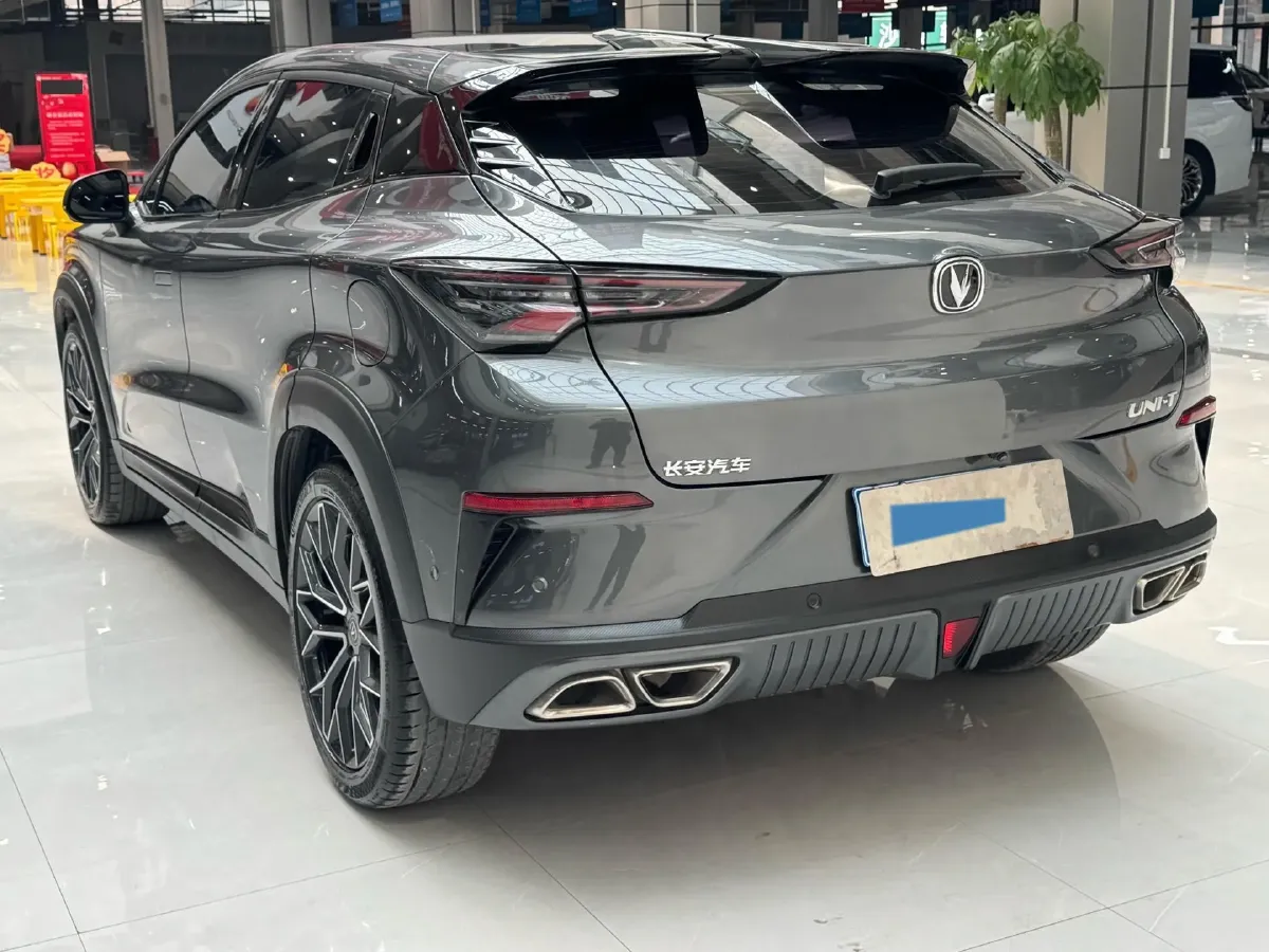 2022 ChangAn UNI-T 1.5T 188HP L4 7DCT,autocango,china used car exporter,china ev exporter,chinese used car exporter,chinese used ev exporter