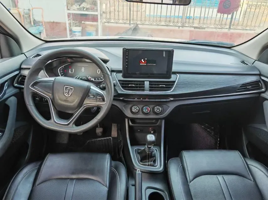 2019 BaoJun 360 1.5L 105HP L4 6MT,autocango,china used car exporter,china ev exporter,chinese used car exporter,chinese used ev exporter