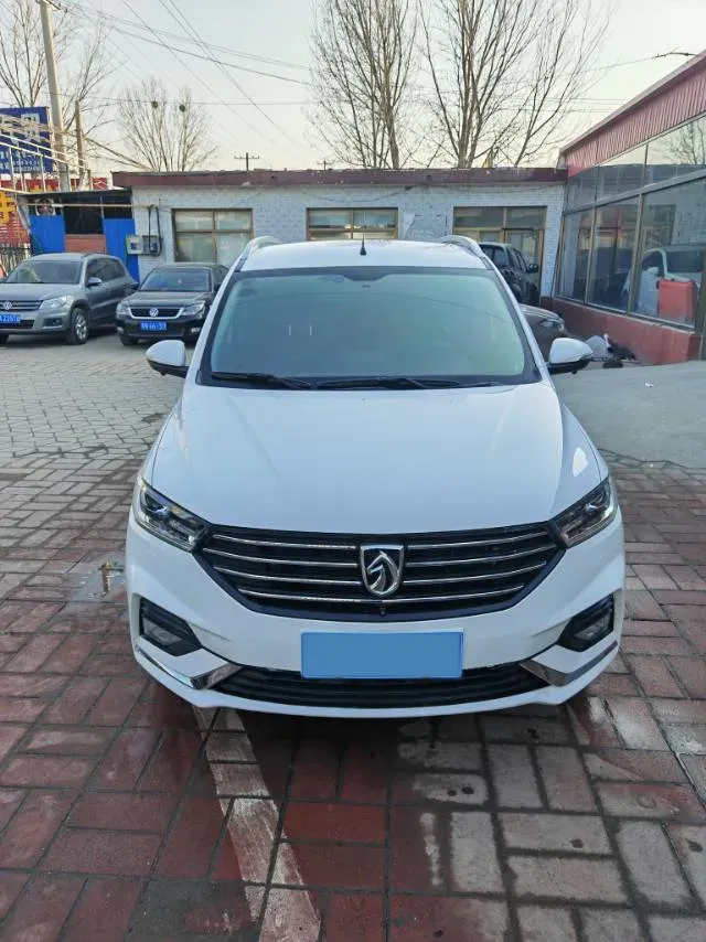2019 BaoJun 360 1.5L 105HP L4 6MT,autocango,china used car exporter,china ev exporter,chinese used car exporter,chinese used ev exporter