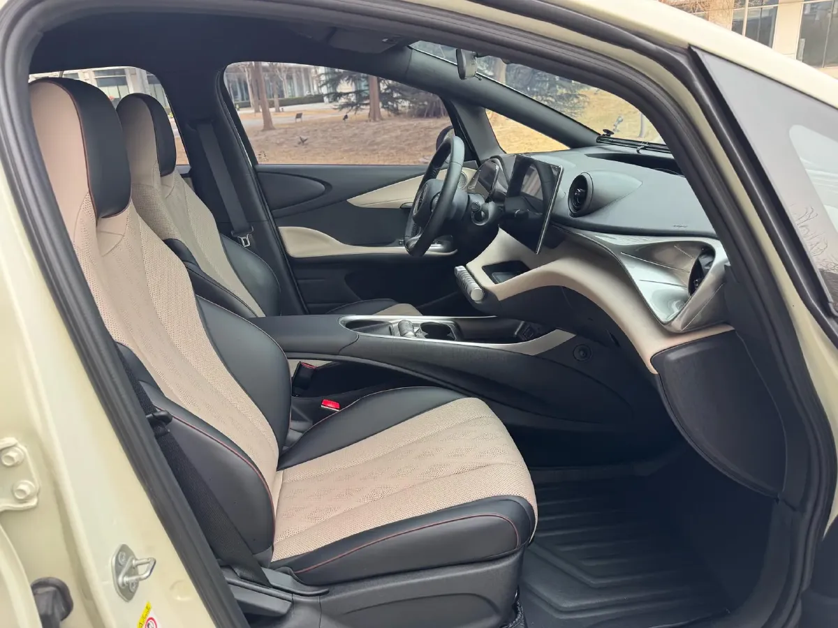 2023 BYD Dolphin BEV 44.928KWH,autocango,china used car exporter,china ev exporter,chinese used car exporter,chinese used ev exporter