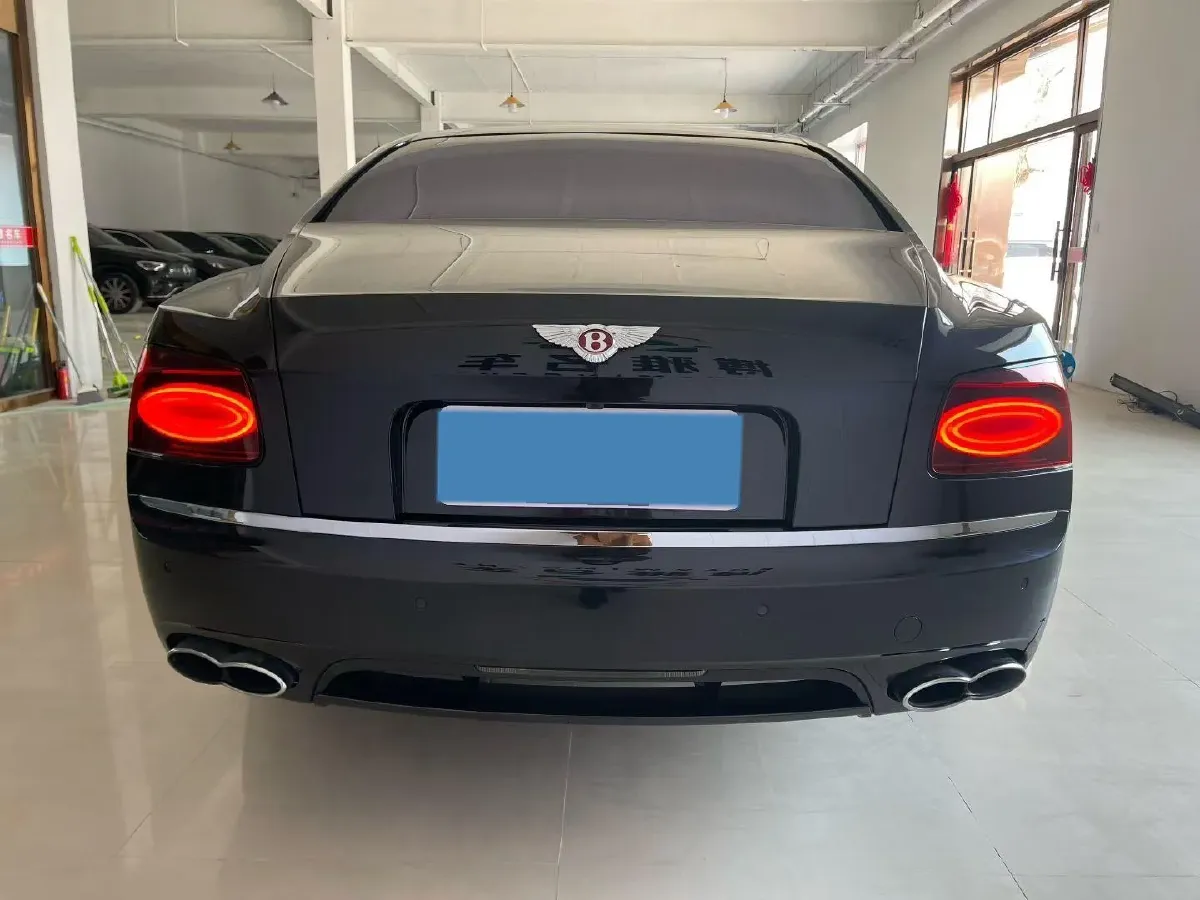 2017 Bentley Flying Spur 4.0T 528HP V8 8AT,autocango,china used car exporter,china ev exporter,chinese used car exporter,chinese used ev exporter