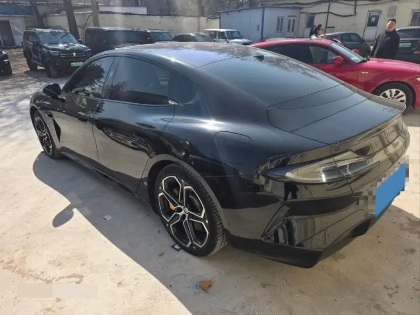 2024 MI SU7 BEV 73.6KWH,autocango,china used car exporter,china ev exporter,chinese used car exporter,chinese used ev exporter