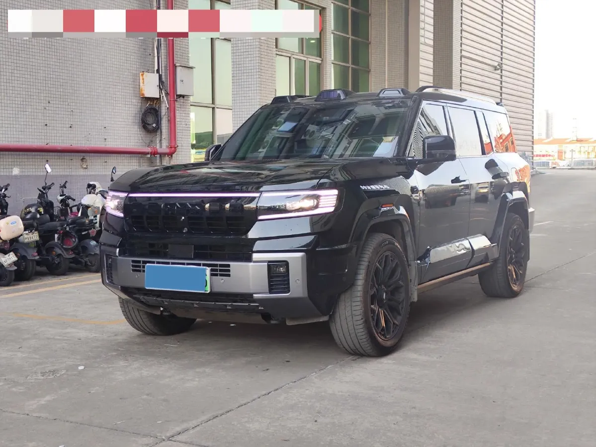 2025 FangChengBao Bao 8 2.0T 245HP L4 E-CVT PHEV 36.8KWH,autocango,china used car exporter,china ev exporter,chinese used car exporter,chinese used ev exporter