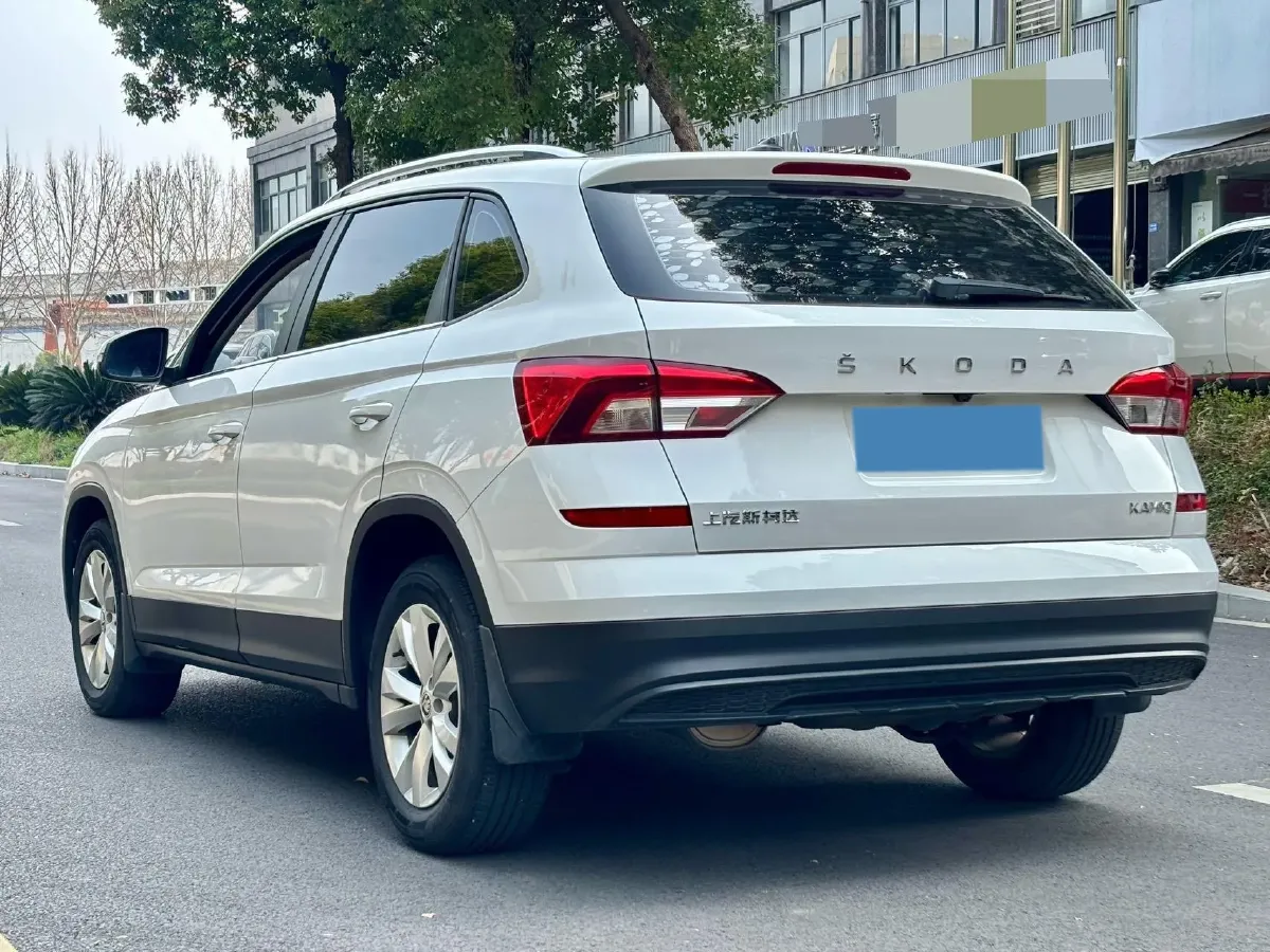 2021 Skoda Kamiq 1.5L 112HP L4 6AT,autocango,china used car exporter,china ev exporter,chinese used car exporter,chinese used ev exporter