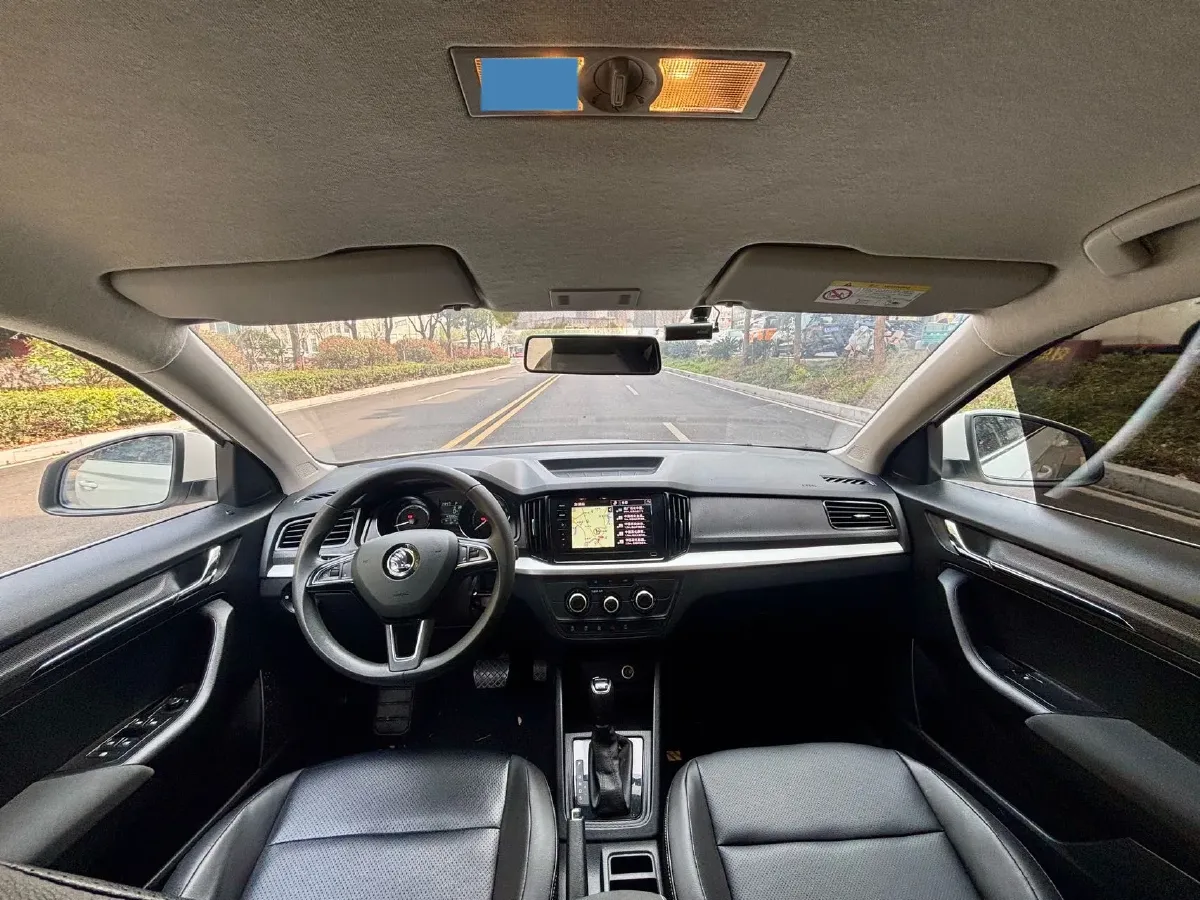 2021 Skoda Kamiq 1.5L 112HP L4 6AT,autocango,china used car exporter,china ev exporter,chinese used car exporter,chinese used ev exporter