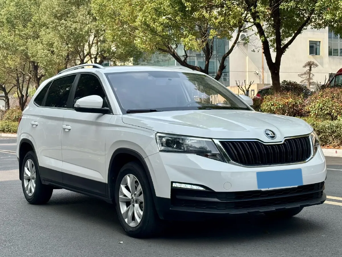 2021 Skoda Kamiq 1.5L 112HP L4 6AT,autocango,china used car exporter,china ev exporter,chinese used car exporter,chinese used ev exporter