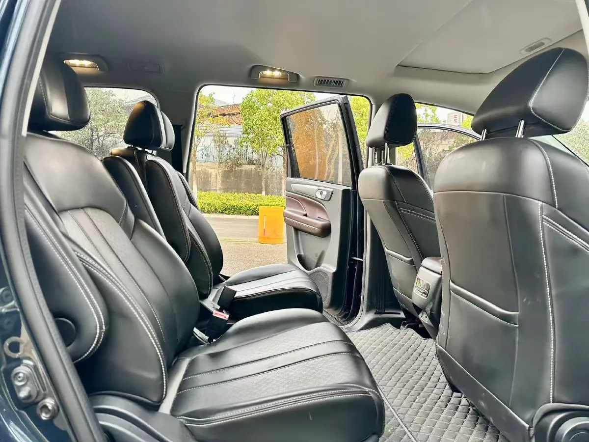 2021 GAC Trumpchi M6 1.5T 169HP L4 7DCT,autocango,china used car exporter,china ev exporter,chinese used car exporter,chinese used ev exporter