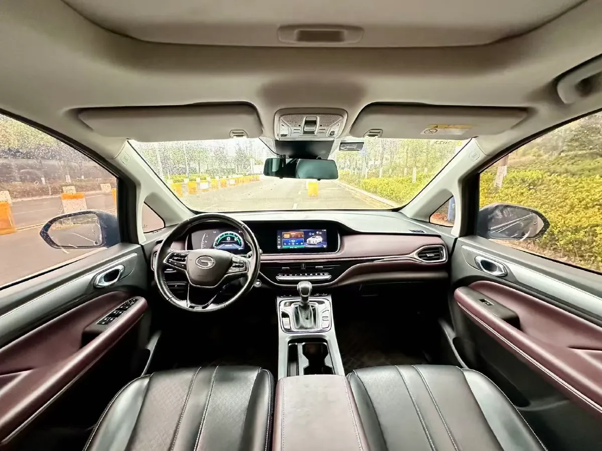 2021 GAC Trumpchi M6 1.5T 169HP L4 7DCT,autocango,china used car exporter,china ev exporter,chinese used car exporter,chinese used ev exporter