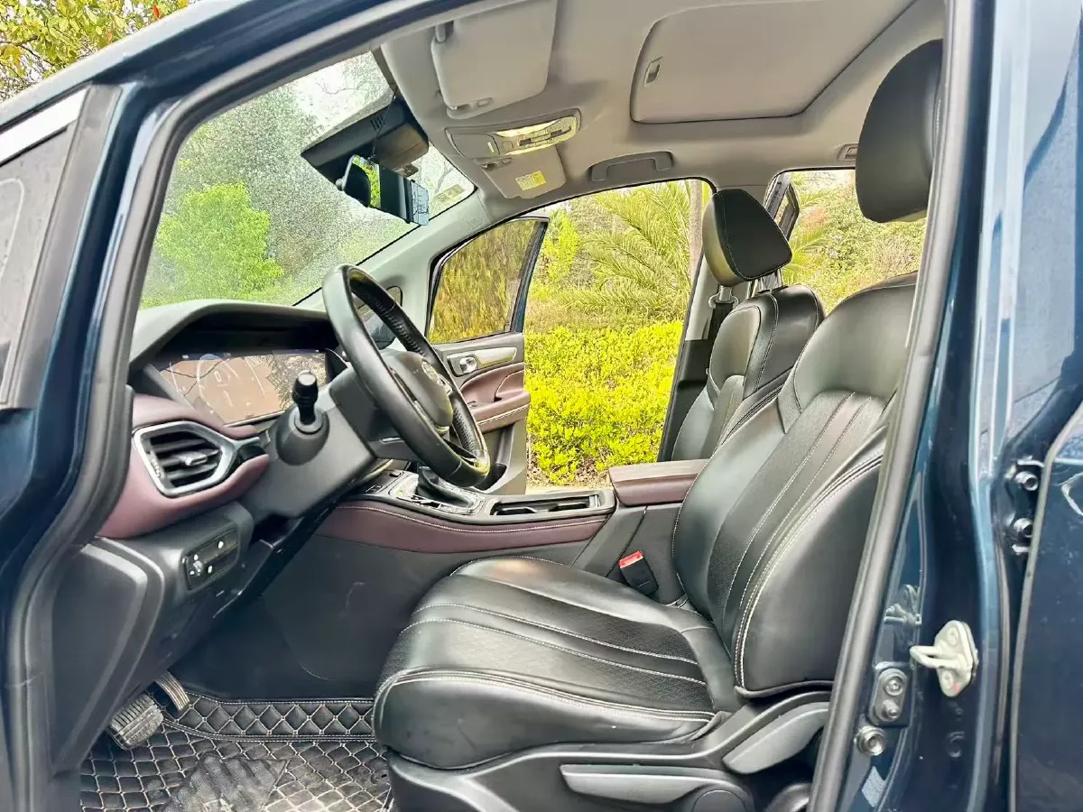 2021 GAC Trumpchi M6 1.5T 169HP L4 7DCT,autocango,china used car exporter,china ev exporter,chinese used car exporter,chinese used ev exporter