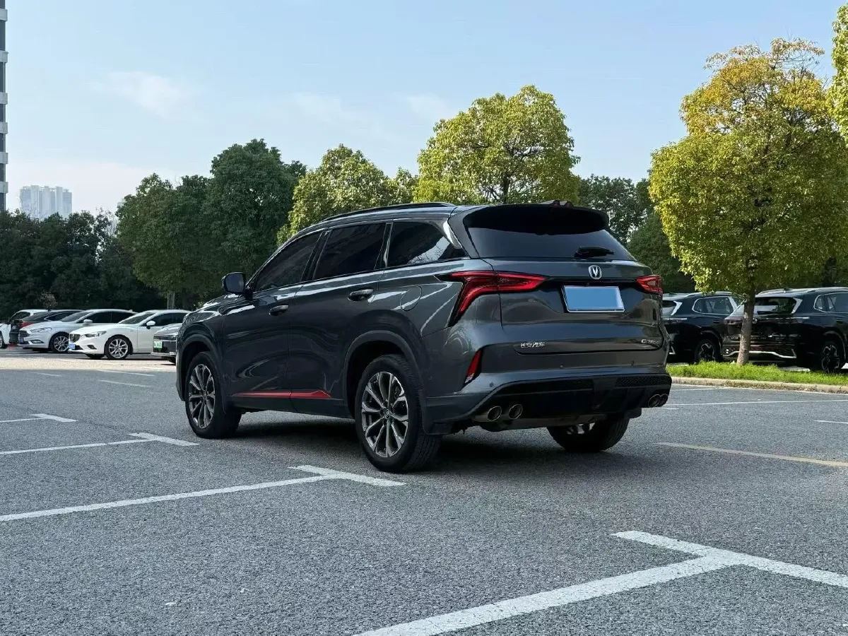 2021 ChangAn CS75 Plus 2.0T 233HP L4 8AT,autocango,china used car exporter,china ev exporter,chinese used car exporter,chinese used ev exporter