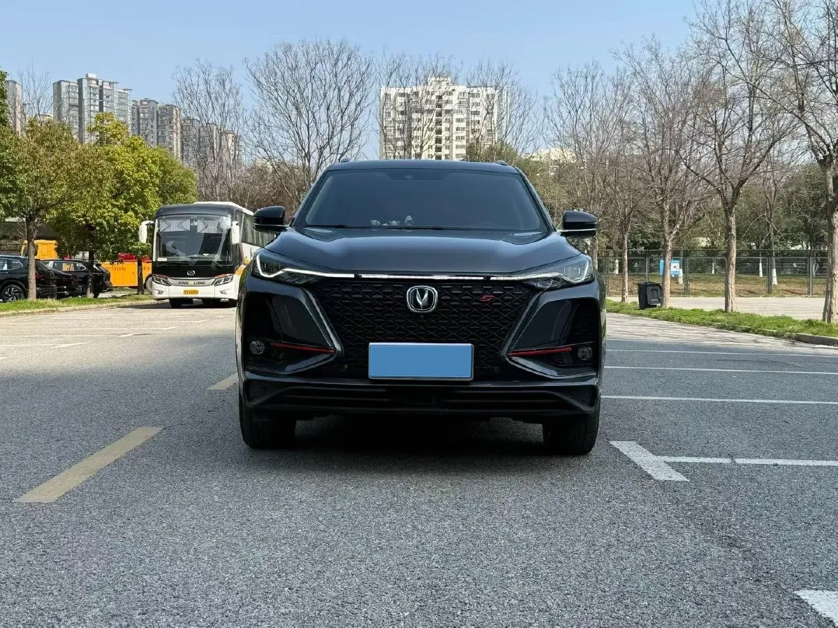 2021 ChangAn CS75 Plus 2.0T 233HP L4 8AT,autocango,china used car exporter,china ev exporter,chinese used car exporter,chinese used ev exporter