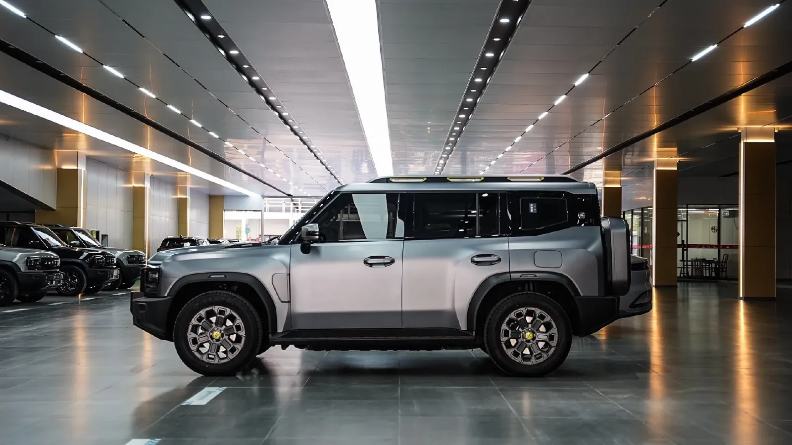 2024 Jetour ShanHai TravellerC-DM 1.5T 156HP L4 3DHT PHEV 43.24KWH,autocango,china used car exporter,china ev exporter,chinese used car exporter,chinese used ev exporter