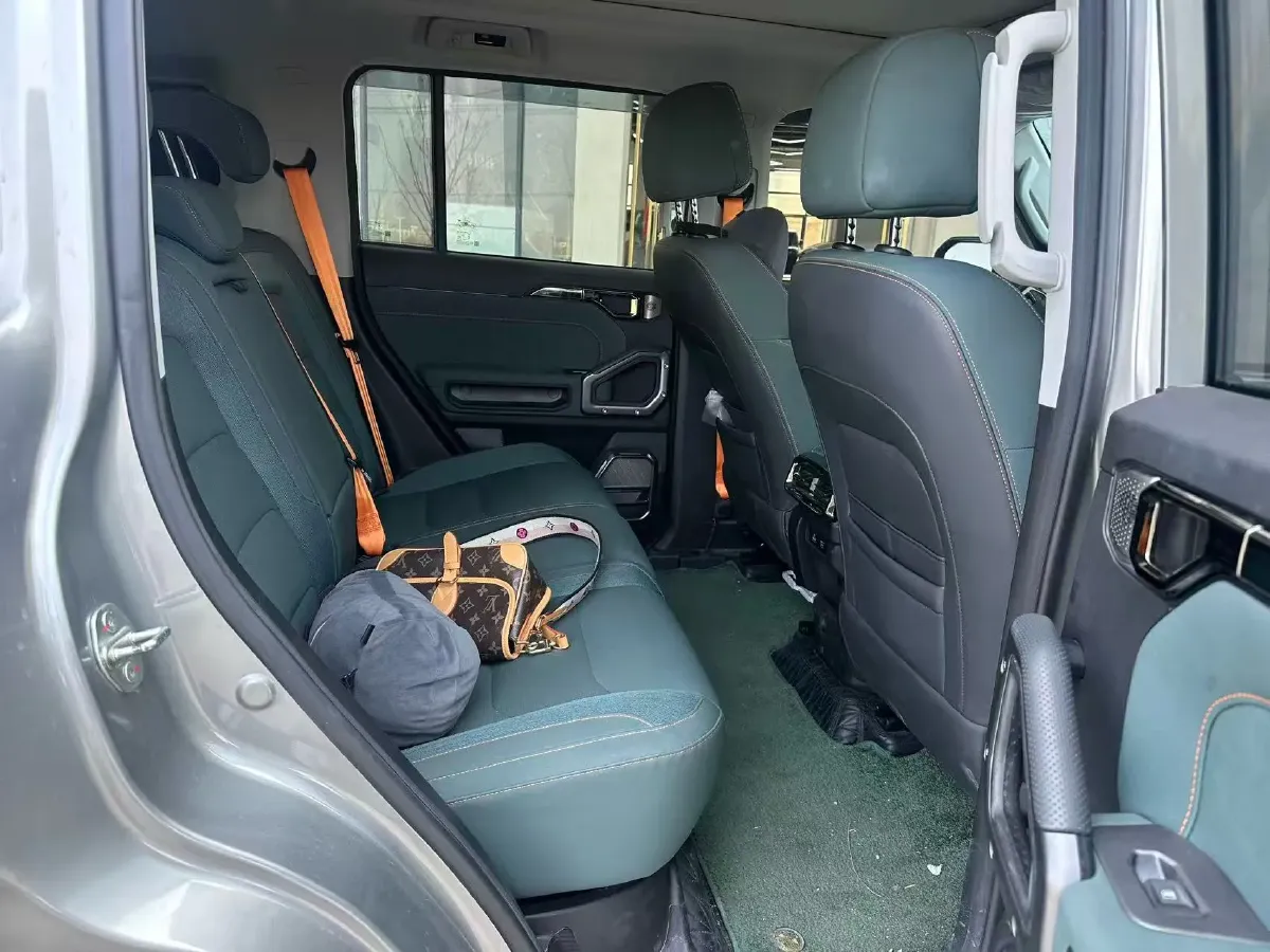 2023 Jetour Traveller 2.0T 254HP L4 7DCT,autocango,china used car exporter,china ev exporter,chinese used car exporter,chinese used ev exporter