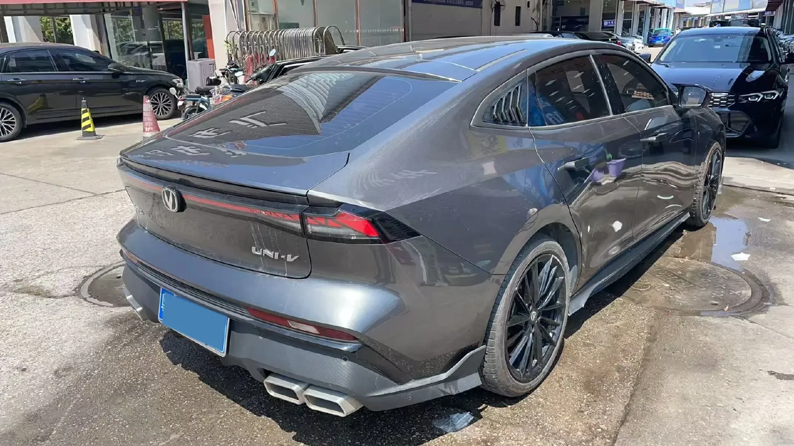 2024 ChangAn UNI-V 1.5T 188HP L4 7DCT,autocango,china used car exporter,china ev exporter,chinese used car exporter,chinese used ev exporter