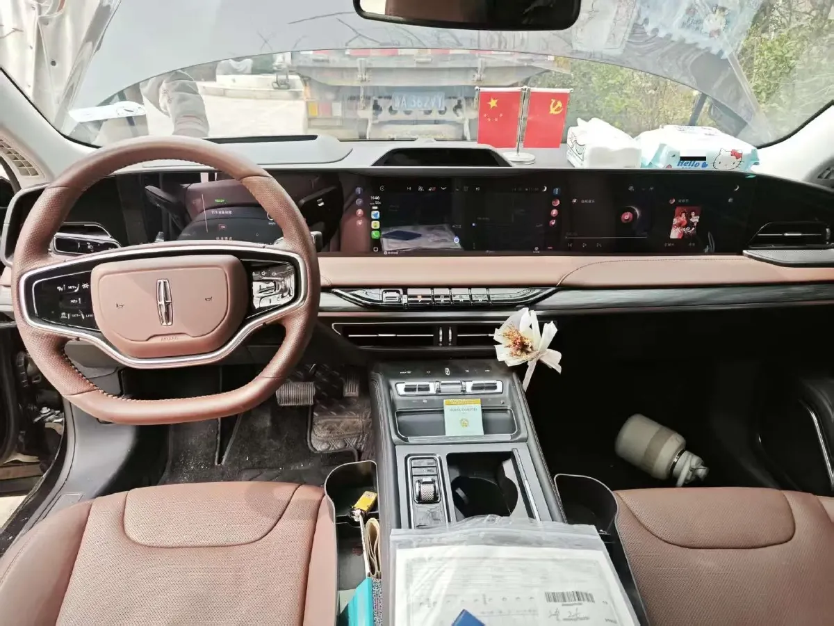 2025 Lincoln Z 2.0T 294HP L4 E-CVT Hybrid,autocango,china used car exporter,china ev exporter,chinese used car exporter,chinese used ev exporter