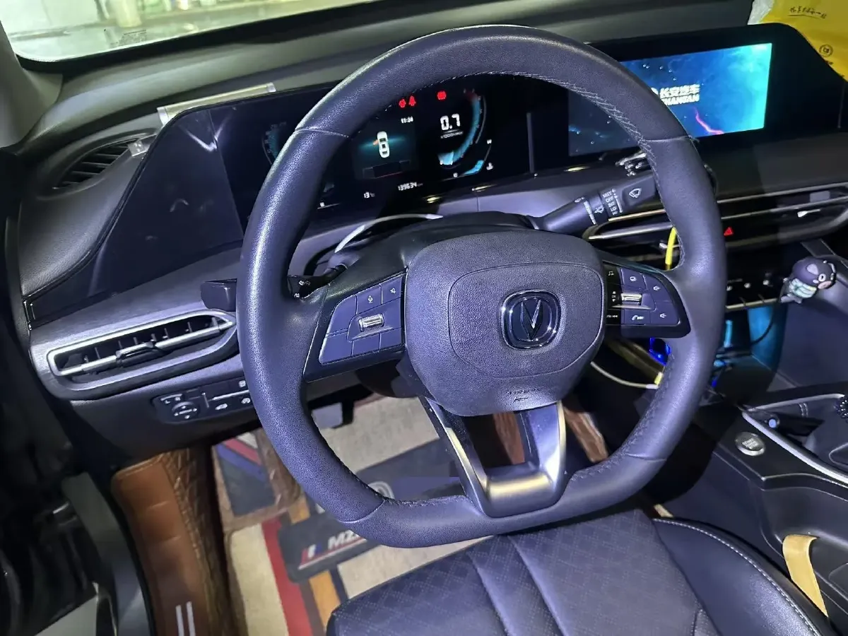 2021 ChangAn Eado 1.6L 128HP L4 5MT,autocango,china used car exporter,china ev exporter,chinese used car exporter,chinese used ev exporter