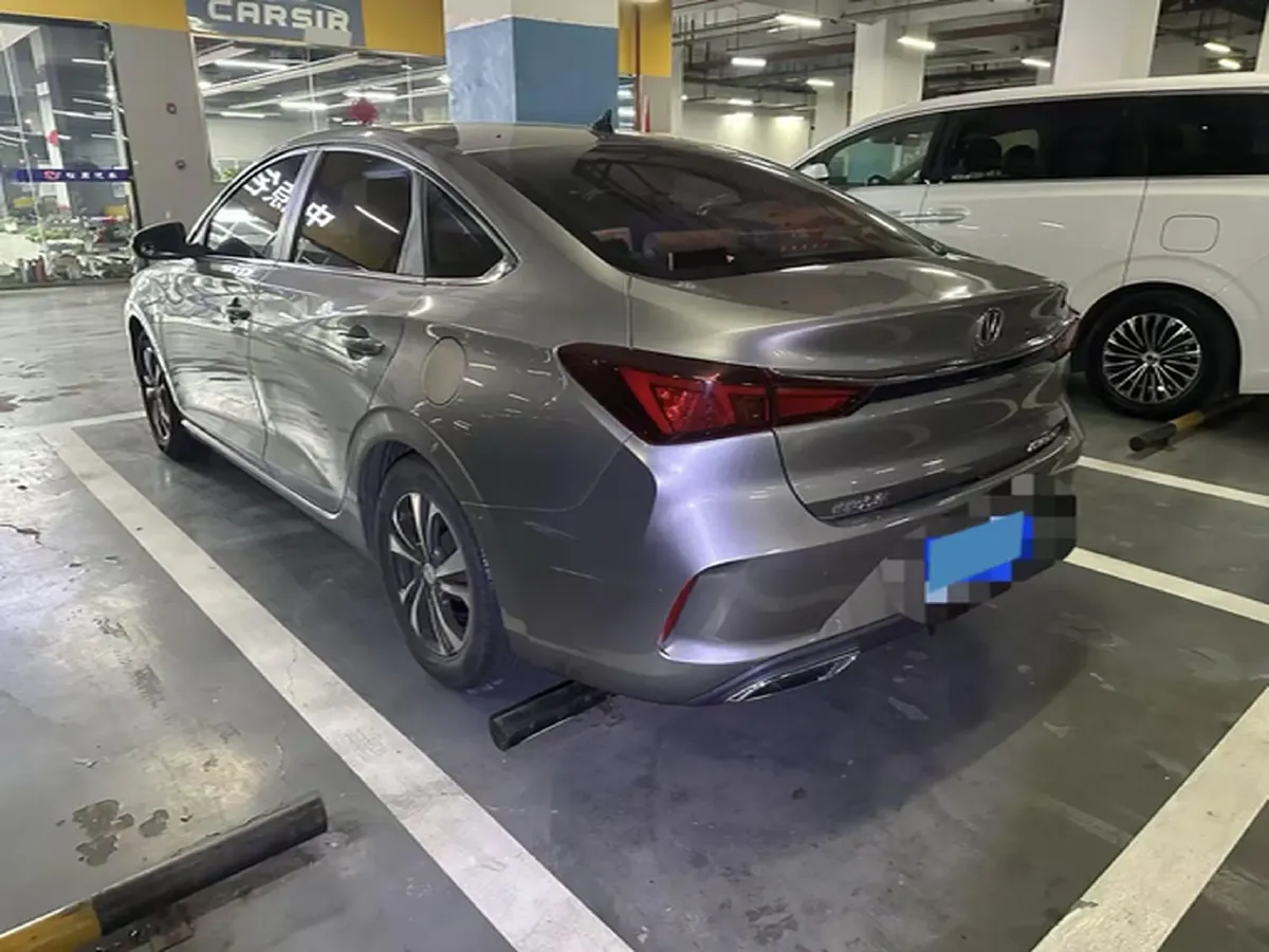 2021 ChangAn Eado 1.6L 128HP L4 5MT,autocango,china used car exporter,china ev exporter,chinese used car exporter,chinese used ev exporter