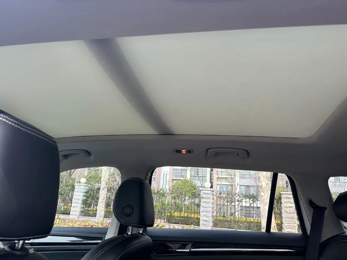 2018 Skoda Kodiak 2.0T 186HP L4 7DCT,autocango,china used car exporter,china ev exporter,chinese used car exporter,chinese used ev exporter