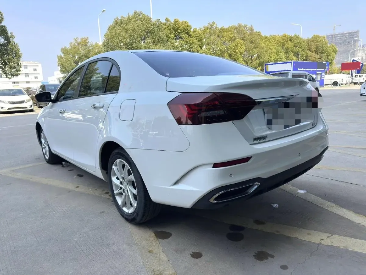 2021 BaoJun 530 1.5T 147HP L4 CVT,autocango,china used car exporter,china ev exporter,chinese used car exporter,chinese used ev exporter