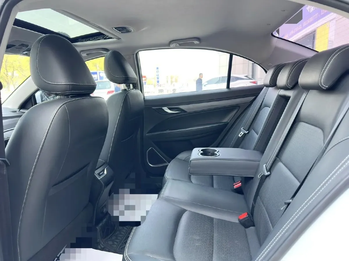 2021 BaoJun 530 1.5T 147HP L4 CVT,autocango,china used car exporter,china ev exporter,chinese used car exporter,chinese used ev exporter