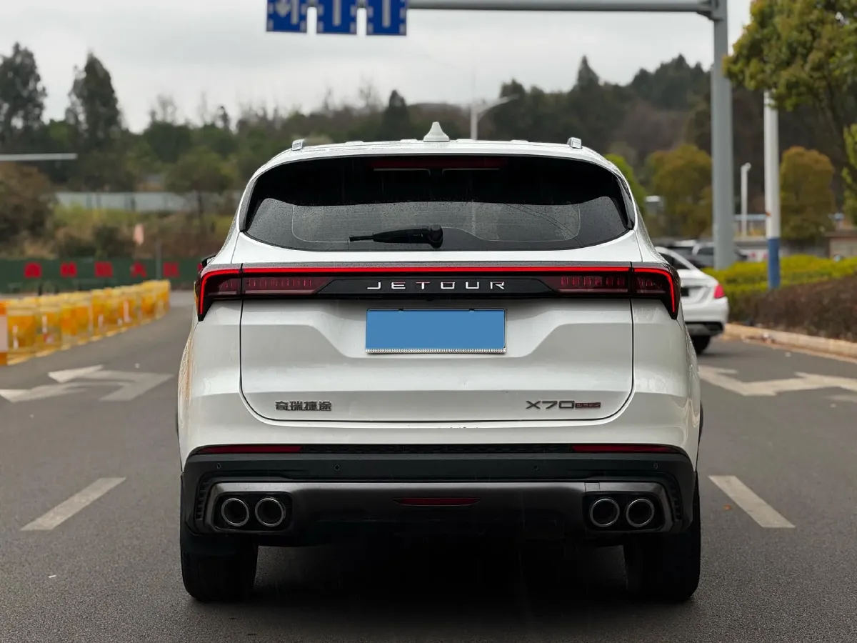 2021 Haval M6 1.5T 150HP L4 6MT,autocango,china used car exporter,china ev exporter,chinese used car exporter,chinese used ev exporter