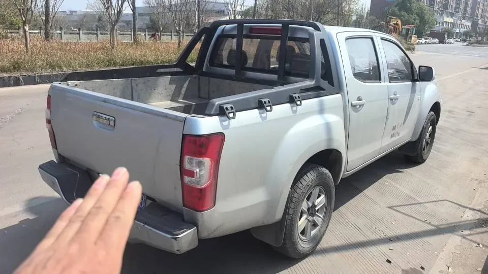 2020 Isuzu RE-MAX Jim 2.8T 120HP L4 5MT,autocango,china used car exporter,china ev exporter,chinese used car exporter,chinese used ev exporter