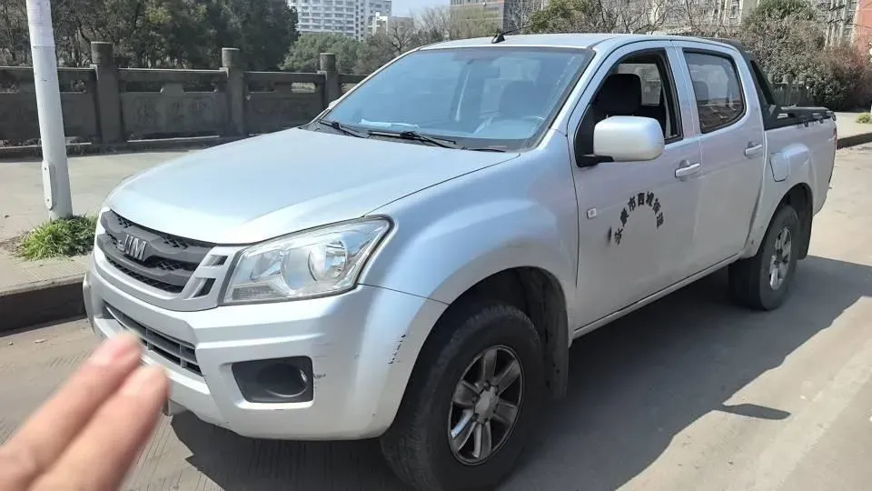 2020 Isuzu RE-MAX Jim 2.8T 120HP L4 5MT,autocango,china used car exporter,china ev exporter,chinese used car exporter,chinese used ev exporter